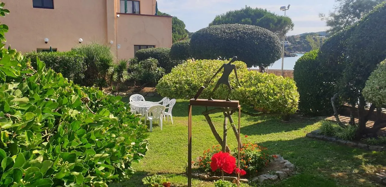 Casa Con Jardin A 30 Metros De La Playa. Vl. Villa Palamos
